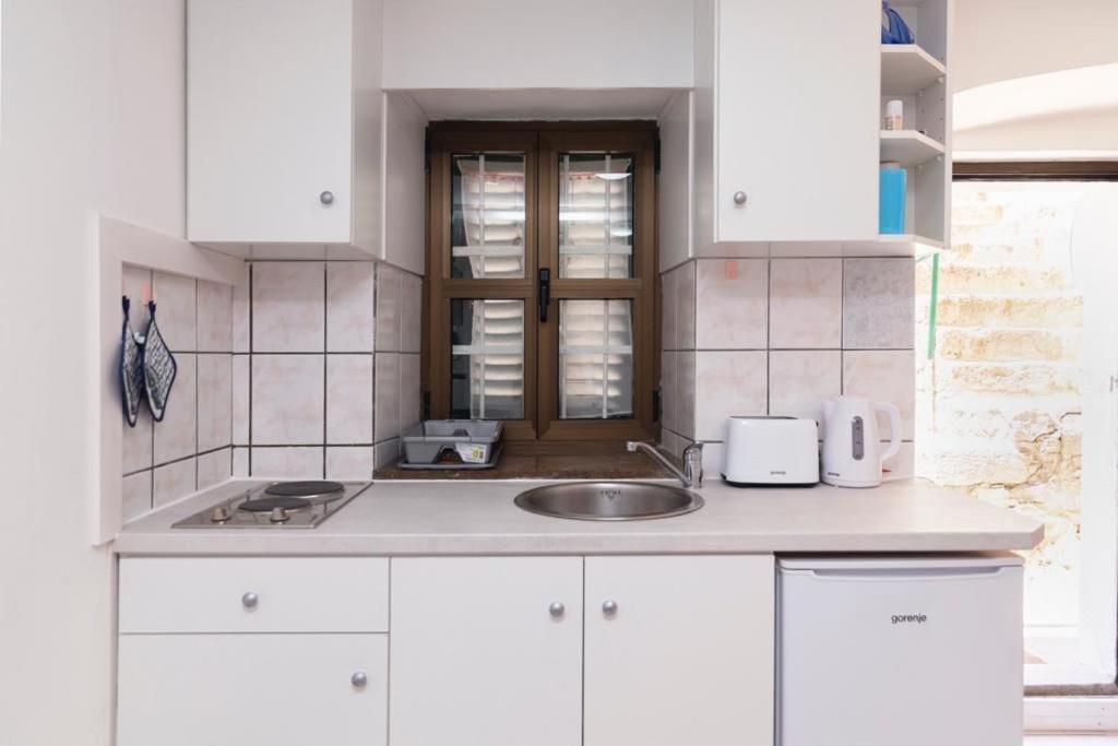 Central Apartment Rose In Hearth Of Split Exterior foto